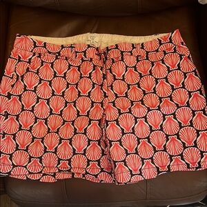 Shell Pattern Women's Shorts - Coral and White